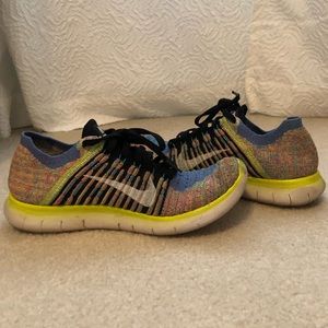 Nike Flynit Free Run